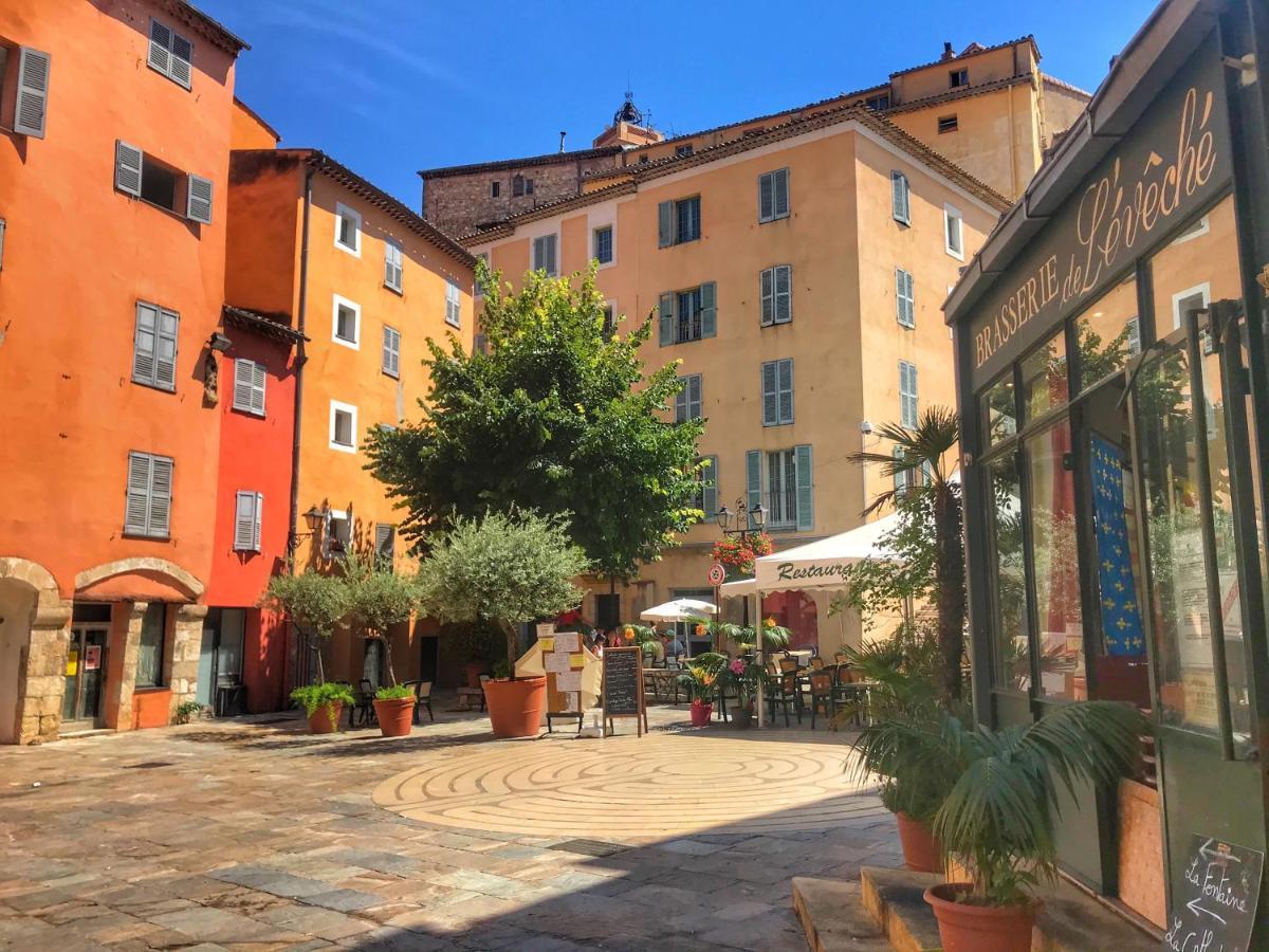 Parking Prive - Vue Mer - Wifi - Centre Historique Grasse Buitenkant foto